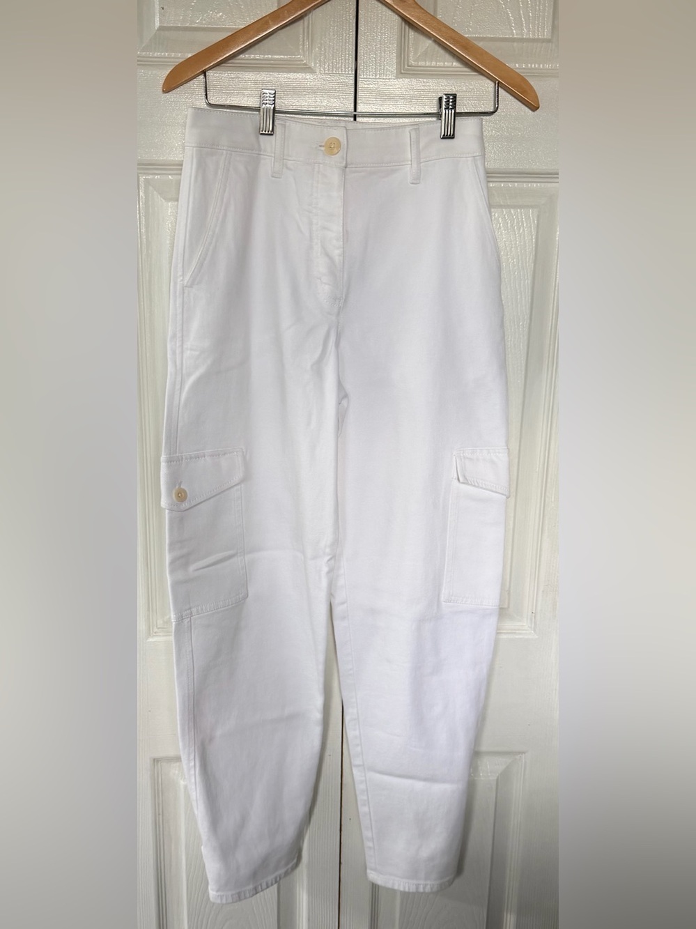 Wilfred Free Aritzia Cargo Pant White High Rise Utility Pants Size 4